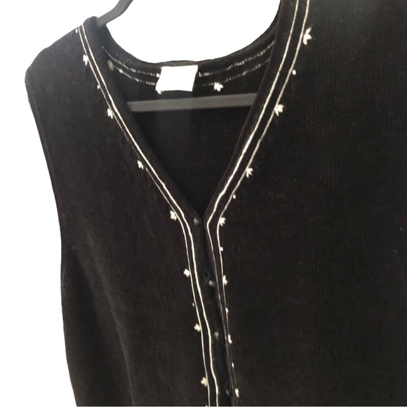 KORET Vintage Black Fleece Vest Embroidered Floral - Picture 2 of 7